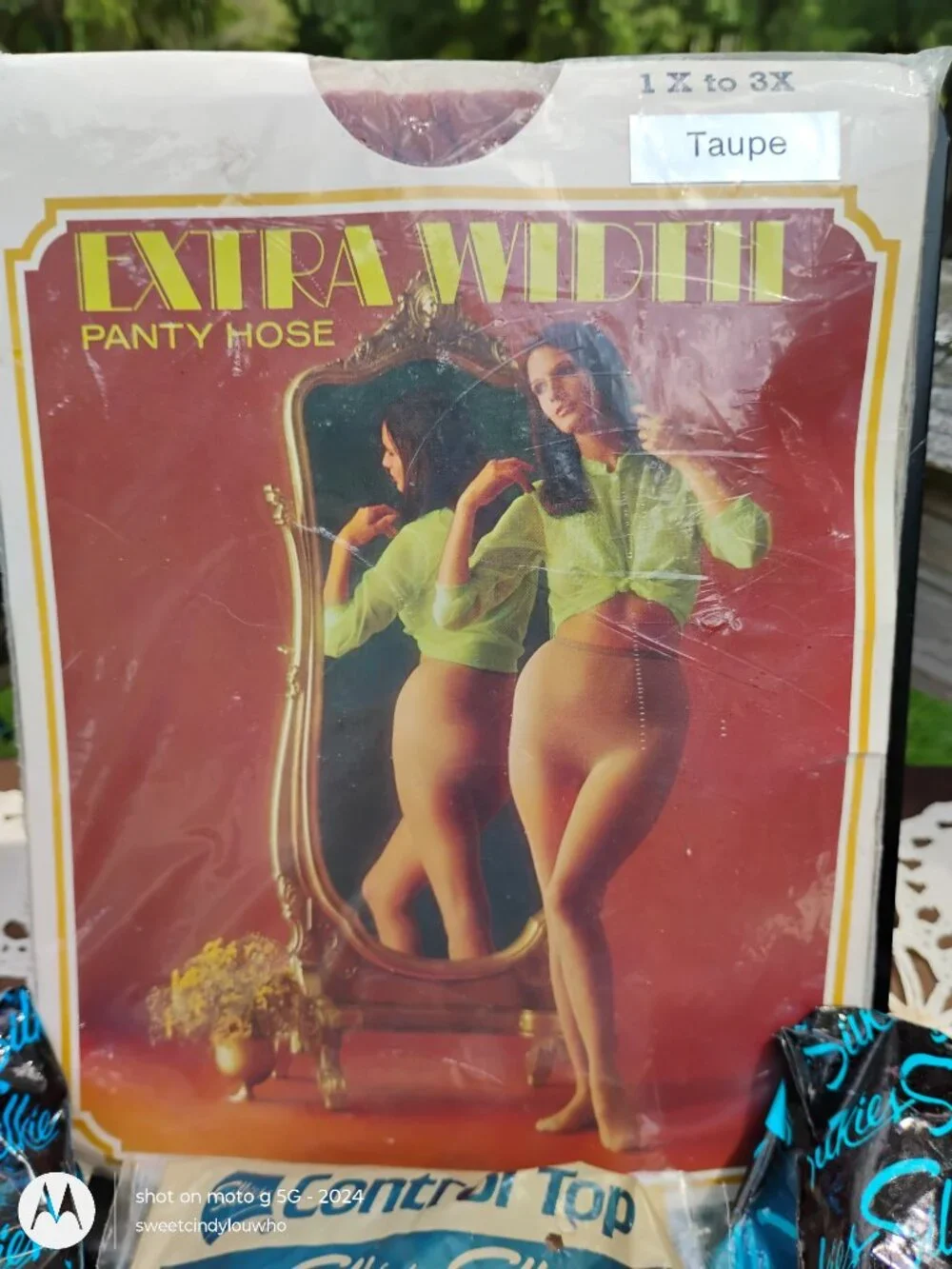 vintage Silkies pantyhose mixed lot 4 pair New Unused orig packages 1970s -90s